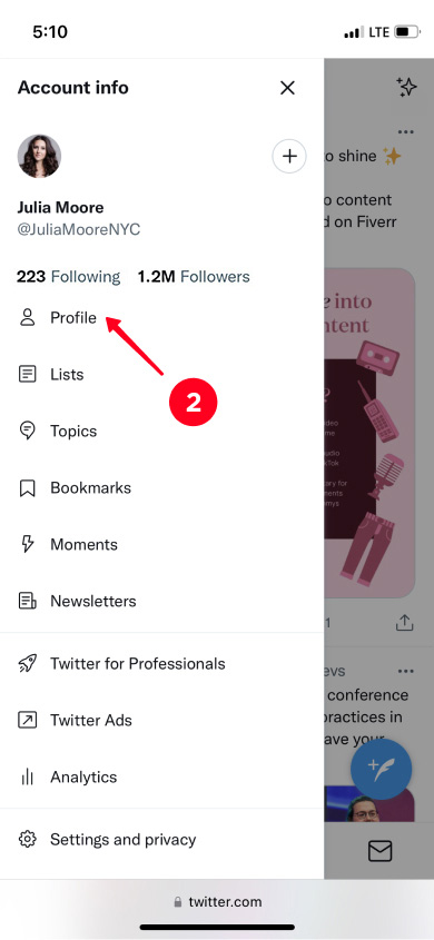 Choosing Profile in the Twitter account menu