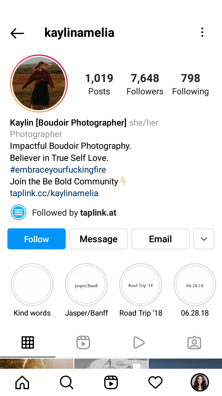 Photographer’s page with a creative Instagram profile picture