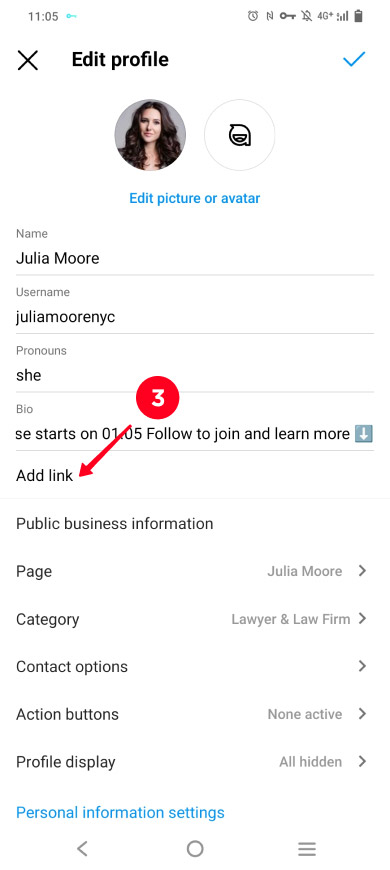 Tapping the Add link button in the Instagram app