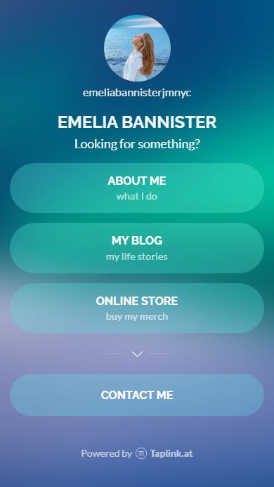 Influencer's Taplink page added to her profile page on social media