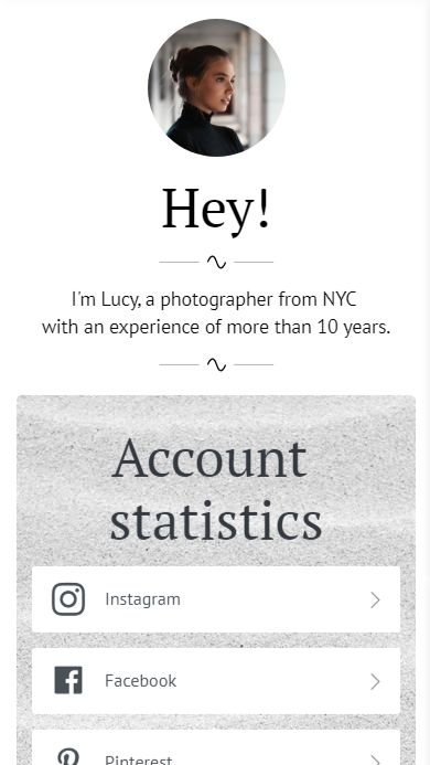 Link in bio page of a photographer made on Taplink for her social media profiles