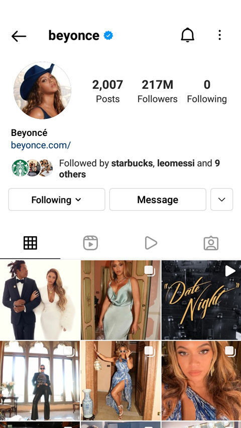 Instagram page with an example of a good profile photo