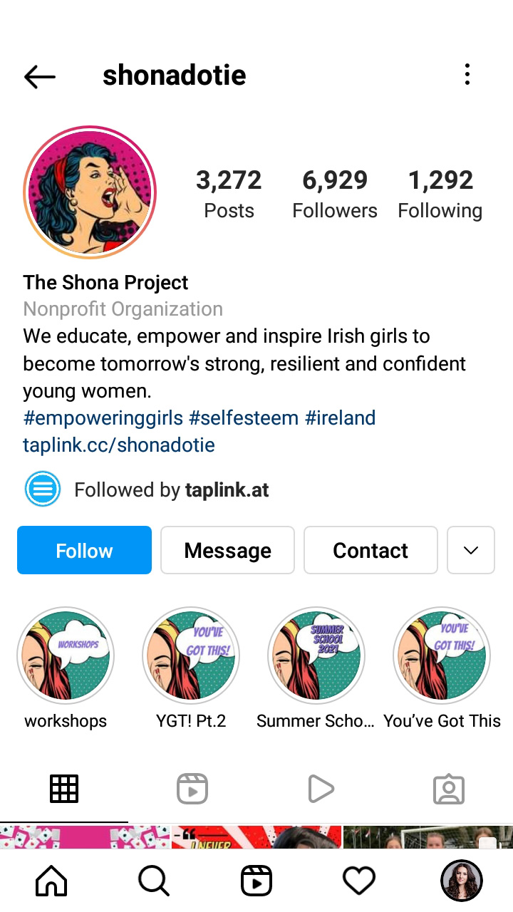 Instagram page with the profile picture in the pin-up style