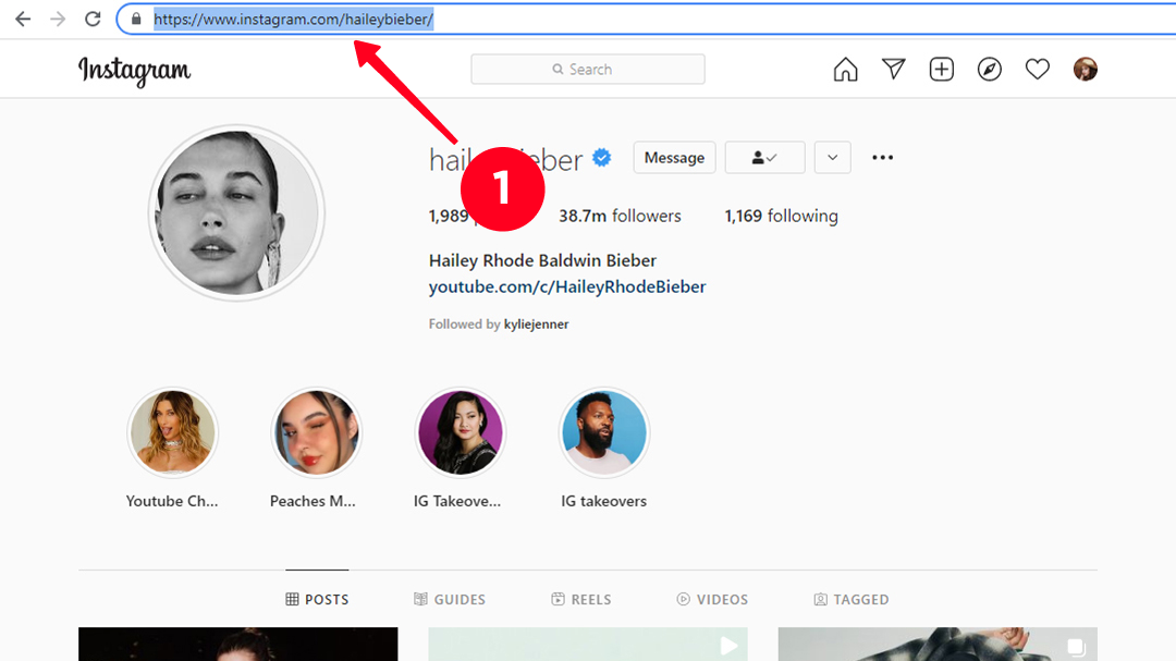 Copying a user’s Instagram profile link in the desktop browser