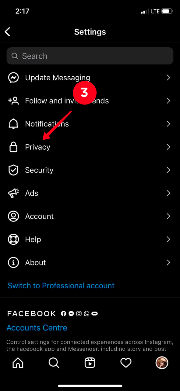 Choosing Privacy in the Instagram app settings