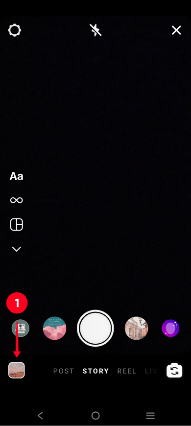 Tapping gallery in the Instagram camera interface