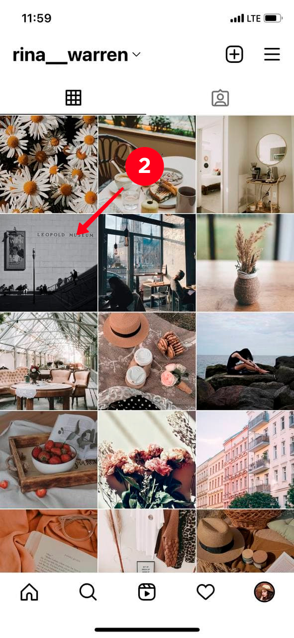 Tapping a photo in the Instagram profile grid