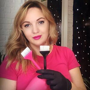 Blondi_ni_ at Taplink