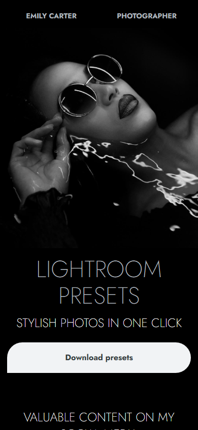 Top of the photographer’s link in bio page example