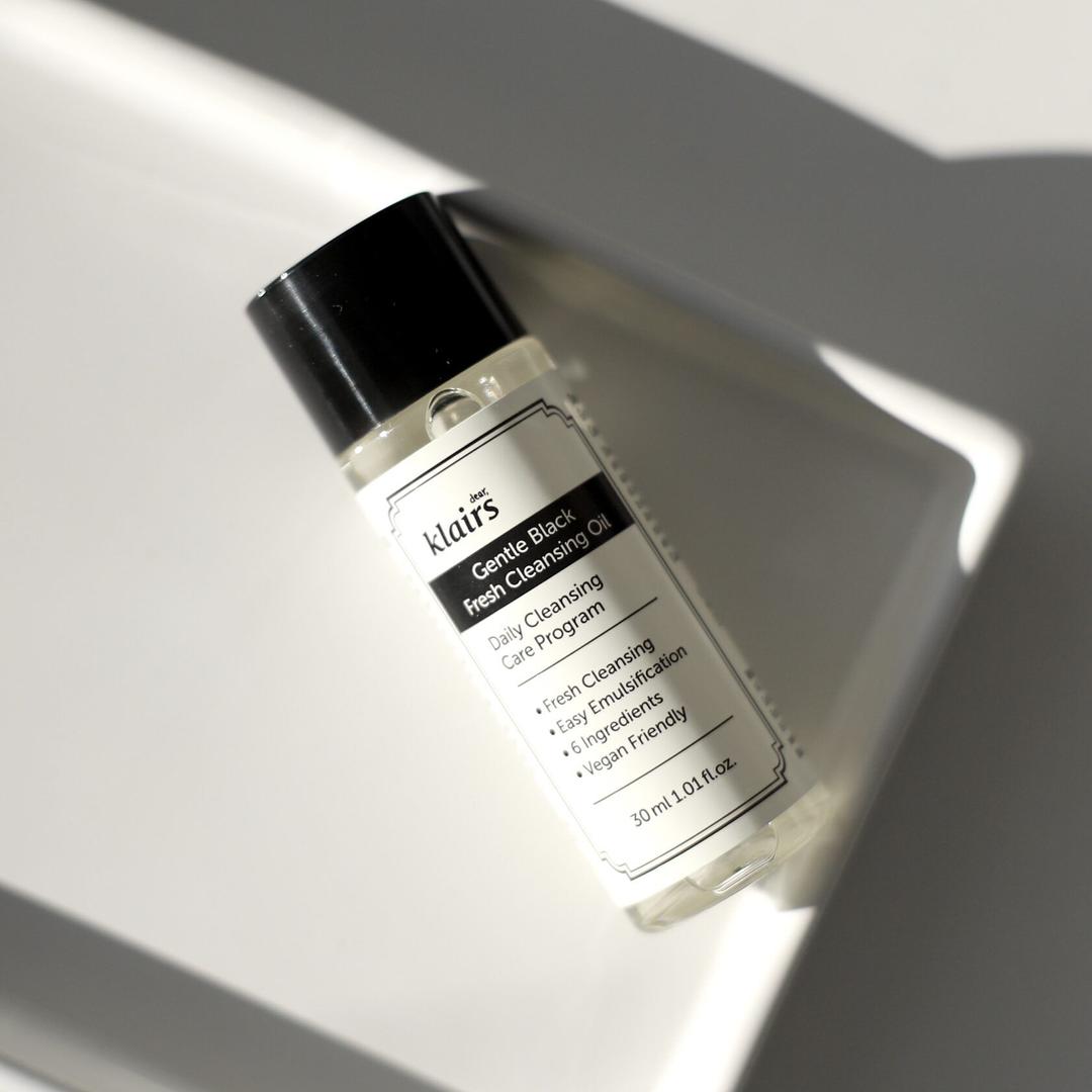 Fresh cleansing. Гидрофильное масло dear klairs. klairs gentle black fresh cleansing oil. dear, klairs gentle black fresh cleansing oil. dear, klairs gentle black fresh cleansing oil, 30 мл.