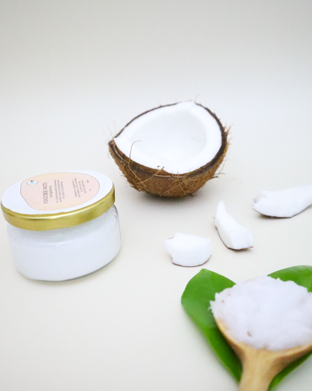 матрас без кокоса. кокос. кокосовая пальма. кокос 1шт. фудфото кокосовая мука.