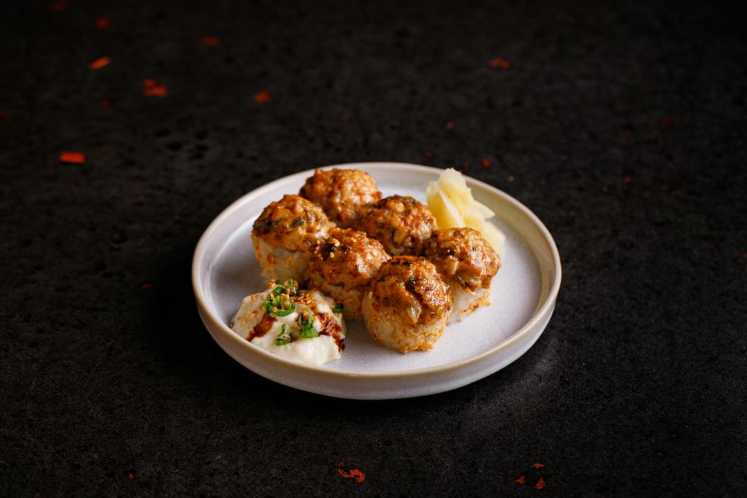 Гречневая лапша соба с овощами. Sumo izakaya ростов на дону. Sumo izakaya ростов на дону. Golden shrimp balls. Падтай ростов на дону.