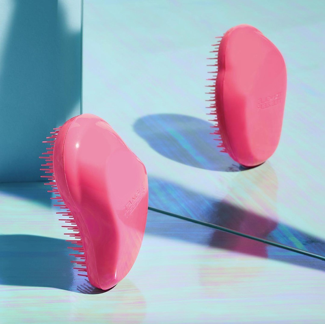 Tangle teezer москва. Tangle Teezer брашинг. Заколки Tangle Teezer. Tangle Teezer логотип. Tangle Teezer серебристая.