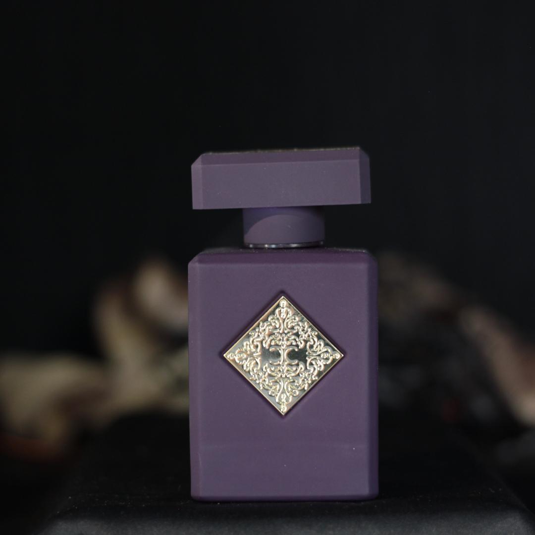 Psychedelic love initio parfums. Side Effect (Initio Parfums prives) Unisex. Initio Parfums Psychedelic Love. Initio Side Effect духи. Инитио Сиде эффект Парфюм.